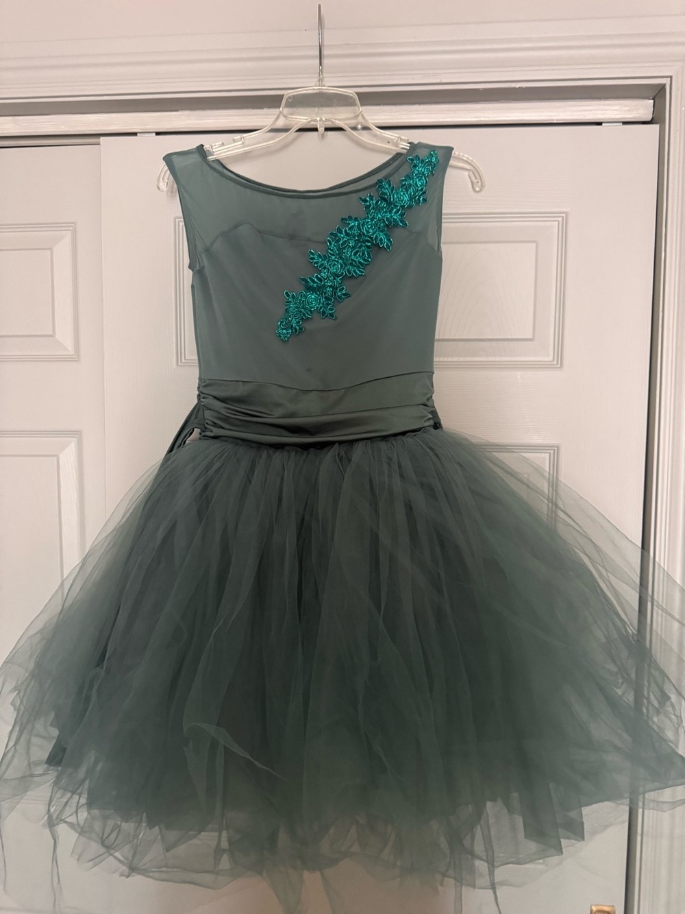 Green Tulle Flower Appliqué Girls Dance Wear Tutu